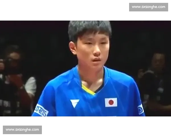 王楚钦笑对互动丢分!1-0 呼喊点燃胜负欲,国乒顶流上演反差萌 王楚钦笑对互动丢分!1-0 呼喊点燃胜负欲,国乒顶流上演反差萌